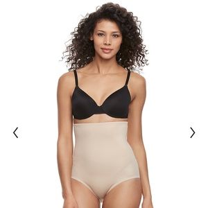 Naomi & Nicole Shapewear